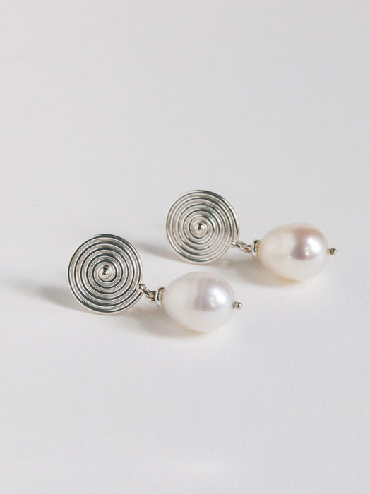 Spira Pearl Earrings
