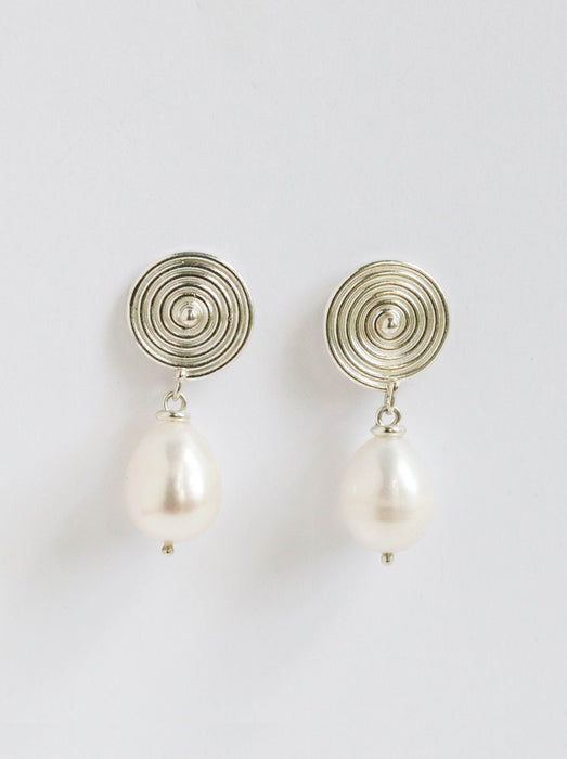 Spira Pearl Earrings
